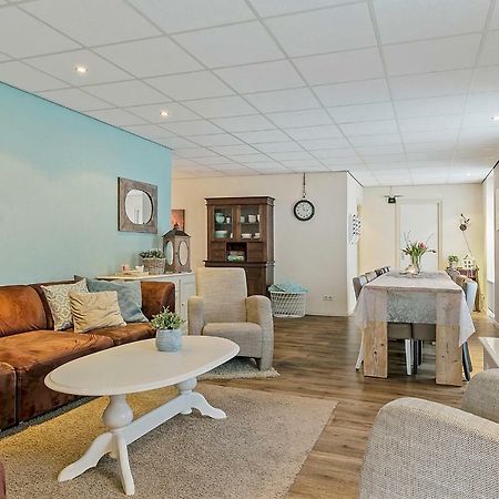 Sfeervol 6 Persoons Appartement - Van Alle Gemakken Voorzien! Bakkeveen Exteriör bild