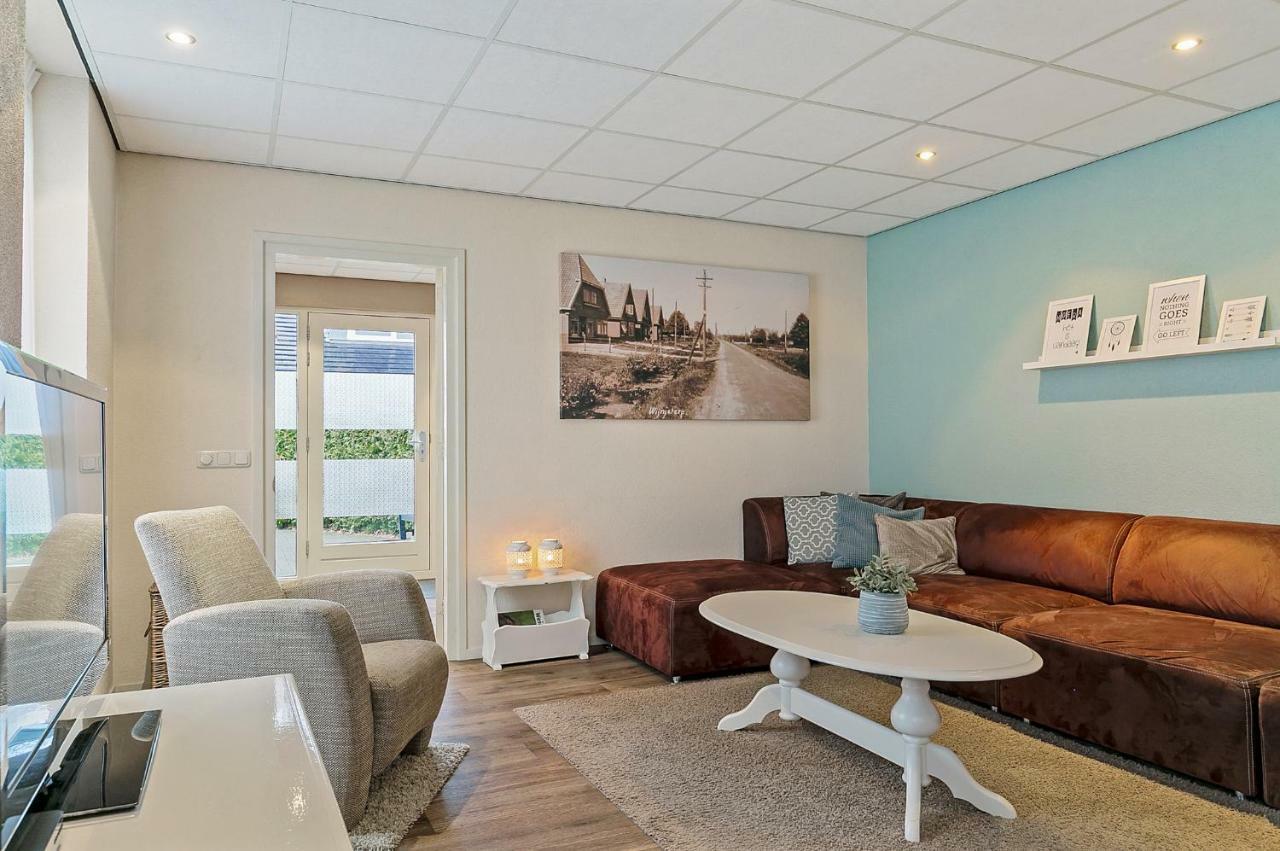 Sfeervol 6 Persoons Appartement - Van Alle Gemakken Voorzien! Bakkeveen Exteriör bild